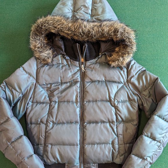 Guess Jackets & Blazers - Guess Cropped Down Coat with Furry Hood XS